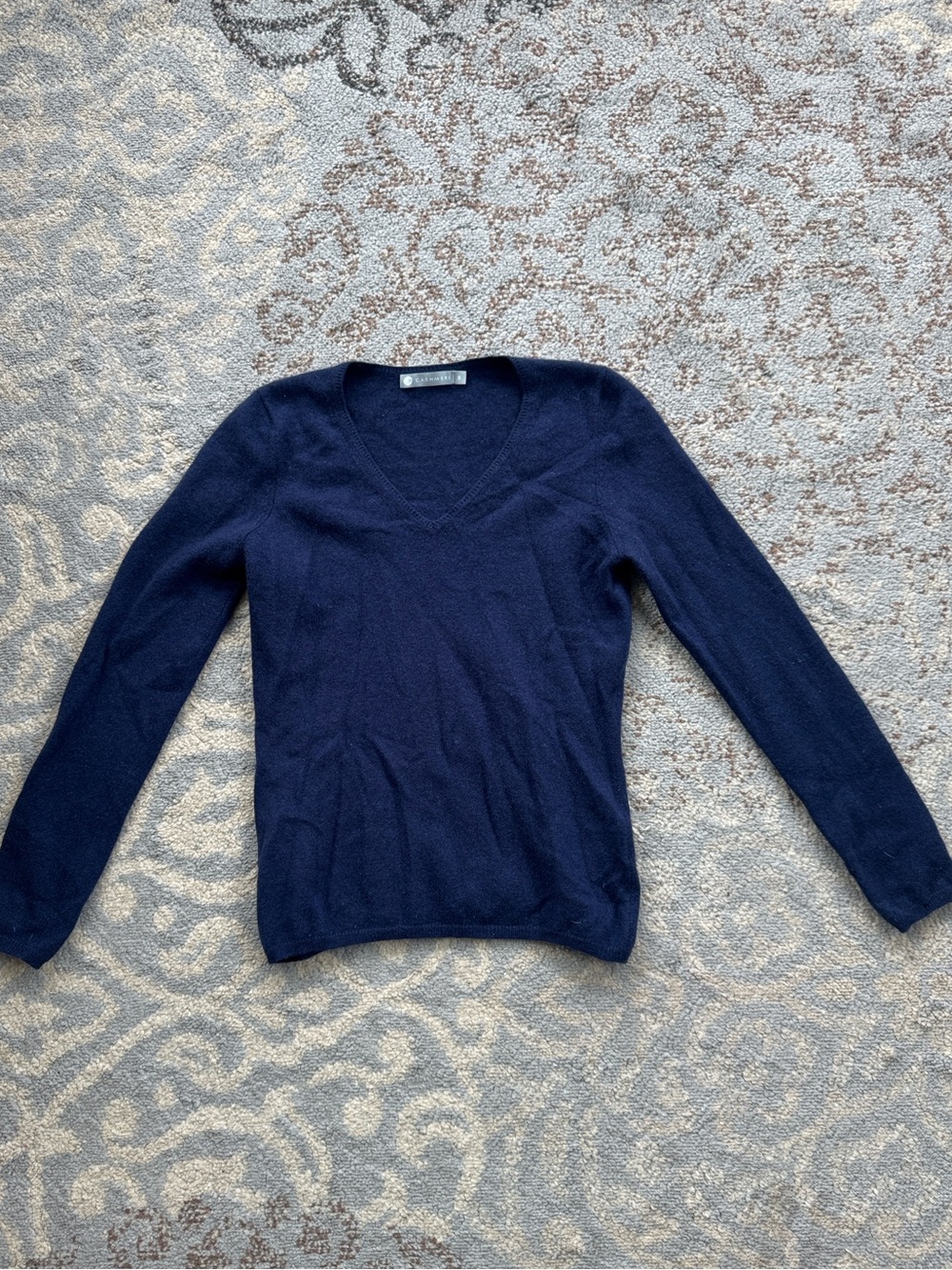 In Cashmere V Neck 100% Cashmere Sweater Navy Small